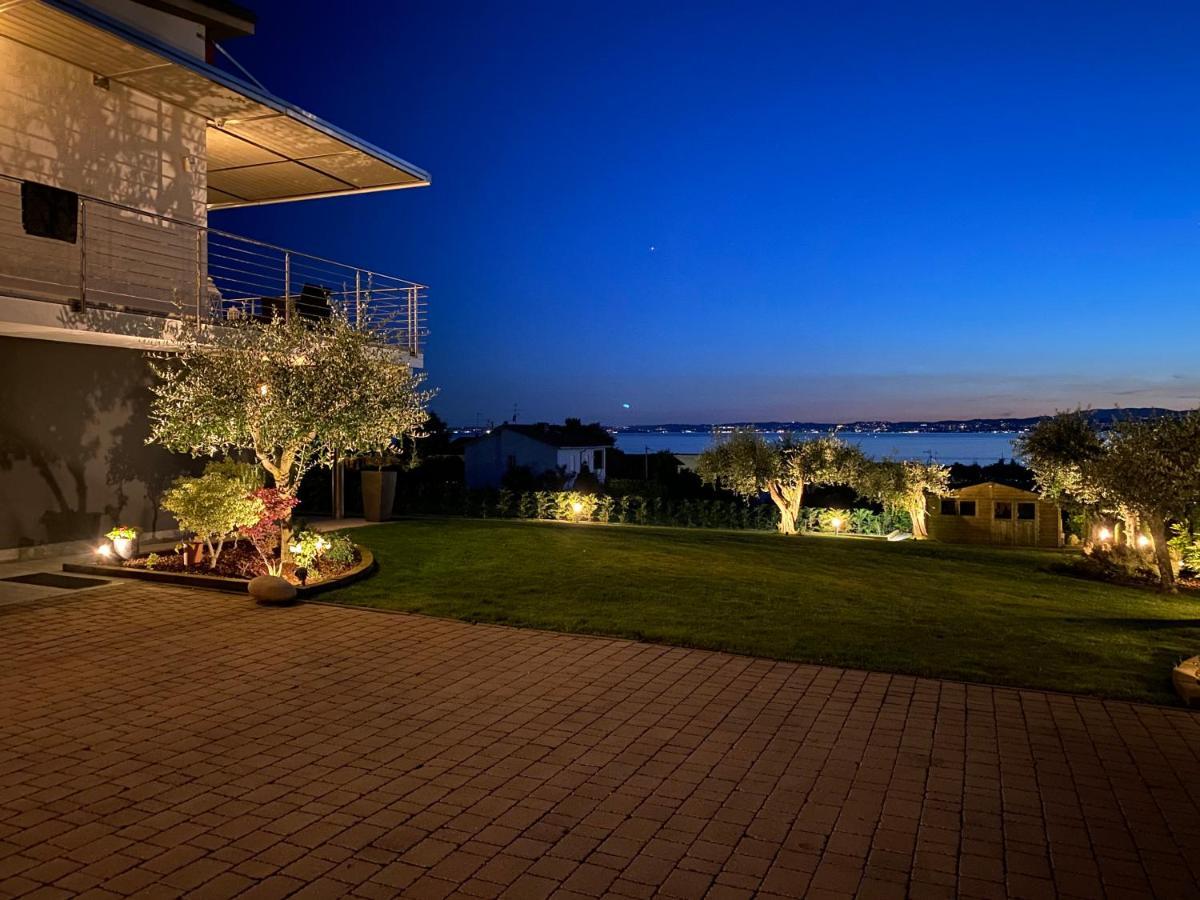 Lhv Garda Lake - Private Pool And Spa Bardolino Bagian luar foto