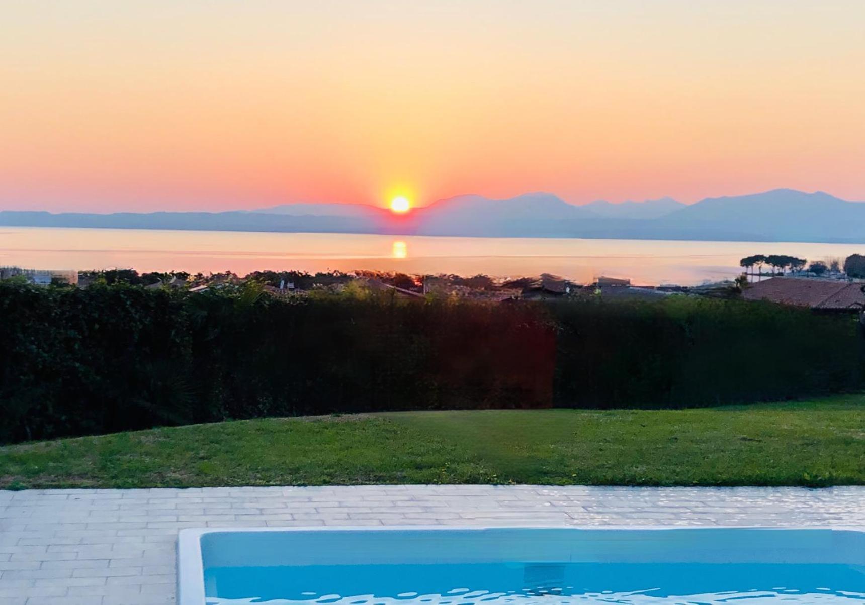 Lhv Garda Lake - Private Pool And Spa Bardolino Bagian luar foto