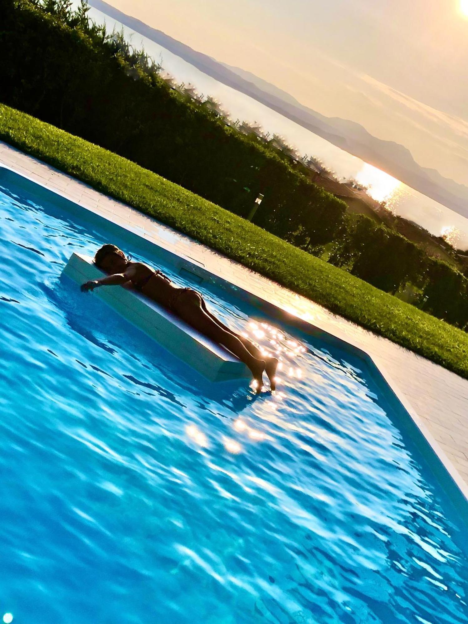 Lhv Garda Lake - Private Pool And Spa Bardolino Bagian luar foto